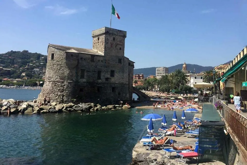Relax Al Guardastelle - Free Parking & Air Condition - Swimming Pool Additional Pay Rapallo 0*,